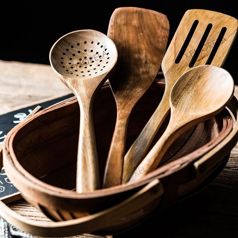 9 colheres de madeira dos pedaços para cozinhar, boneca de madeira para cozinhar
